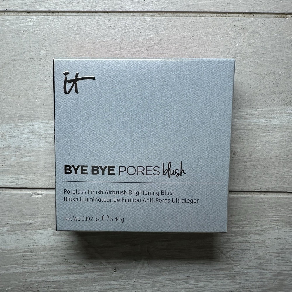 It Cosmetics Bye Bye Pores Blush Naturally Pretty (Warm‎ Peach) 0.192oz New